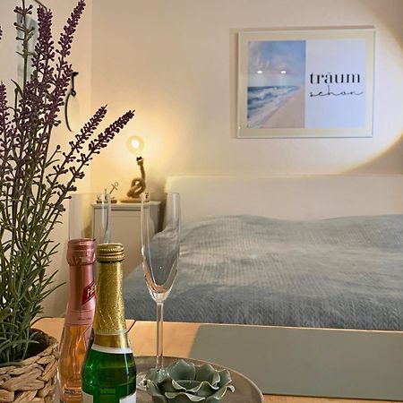 Duhnentraum Bestlage Am Sandstrand, Balkon,Meerblick, Parkplatz, Aufzug, Wlan, Bettwaesche,Handtuecher,Netflix Uvm Куксхавен Екстериор снимка