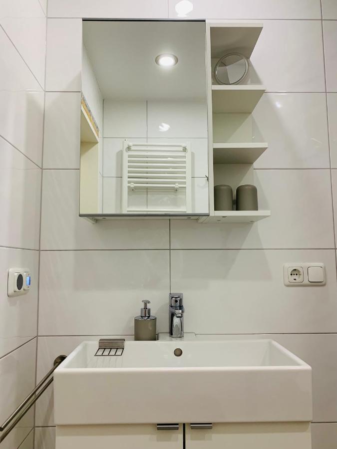 Duhnentraum Bestlage Am Sandstrand, Balkon,Meerblick, Parkplatz, Aufzug, Wlan, Bettwaesche,Handtuecher,Netflix Uvm Куксхавен Екстериор снимка